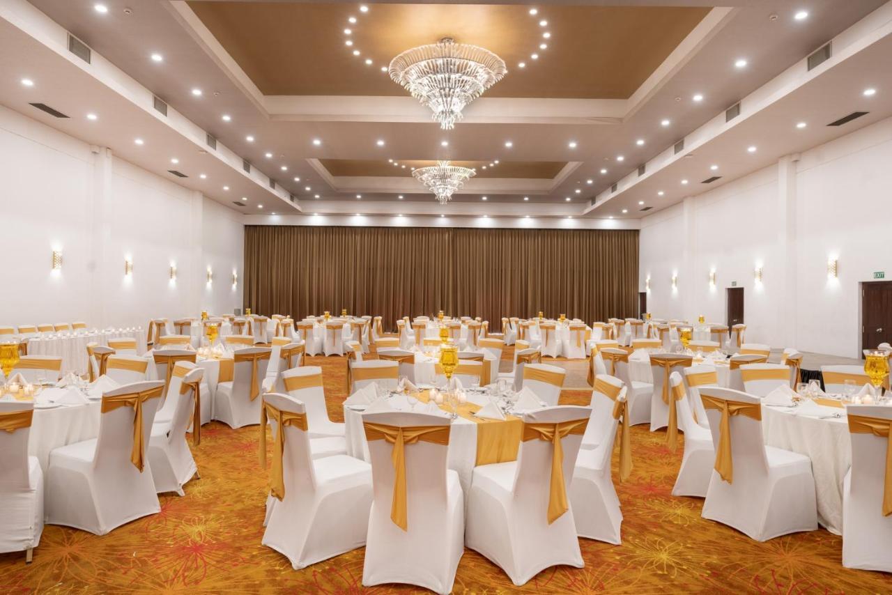 Citrus Waskaduwa Hotel Bentota Ngoại thất bức ảnh